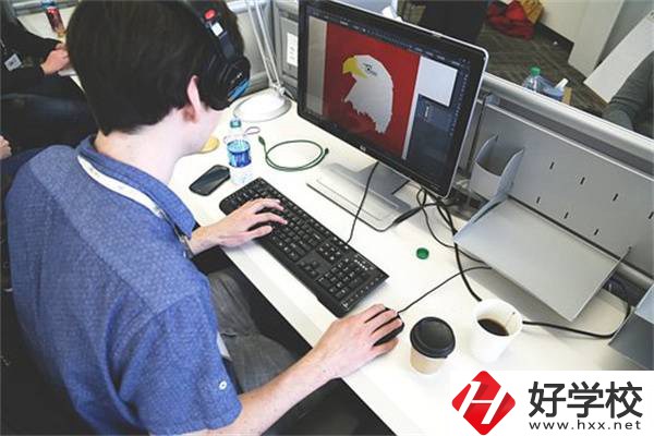 湖南初中生讀職校學什么專業(yè)比較好？哪個專業(yè)好考公？
