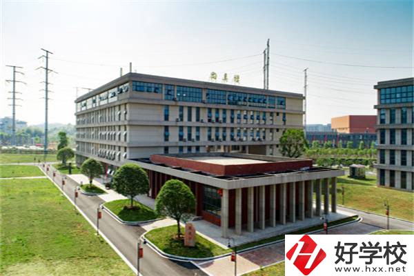 株洲排名靠前的職高是哪幾所？辦學(xué)條件怎么樣？