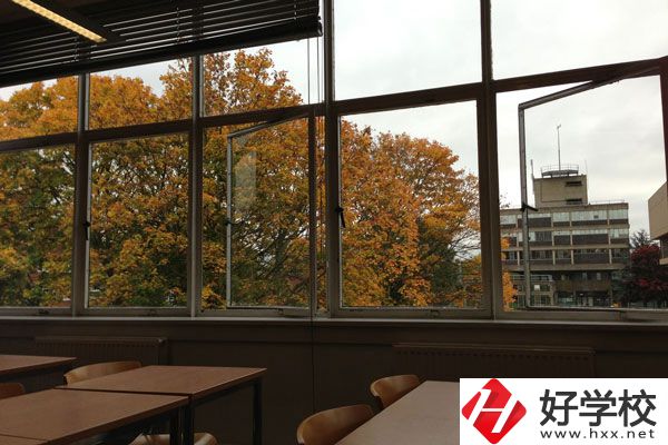郴州文藝職業(yè)中等專業(yè)學校辦學特色是什么？