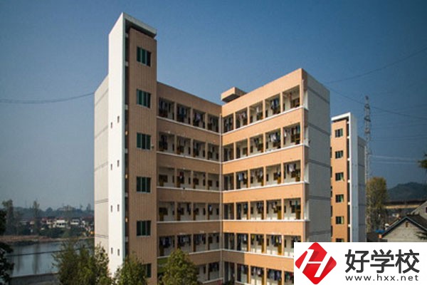 懷化重點職高有哪些？職高有什么優(yōu)點？