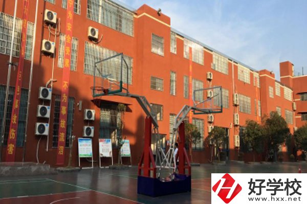 長(zhǎng)沙市英藍(lán)中等職業(yè)學(xué)校怎么樣？有哪些優(yōu)勢(shì)？