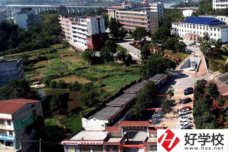 邵陽交通職業(yè)中專怎么樣？收費標準是什么？