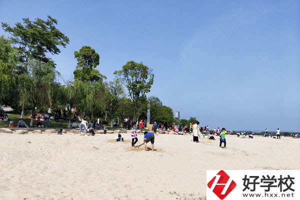 婁底有哪些公辦中職學(xué)校？10所婁底公辦中職學(xué)校簡(jiǎn)介