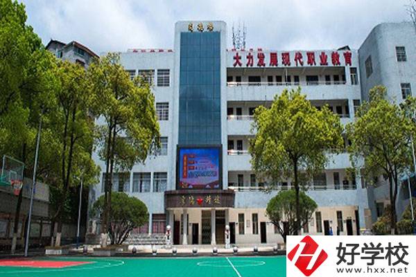 懷化市旅游學(xué)校有哪些專業(yè)？就業(yè)方向如何？