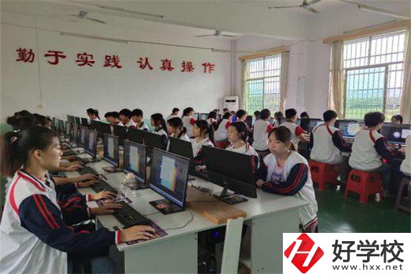 永州技校的學費一般是多少？有什么優(yōu)惠政策？