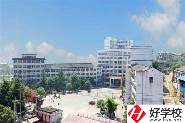 婁底民辦中職學(xué)校怎么樣？民辦中職值得就讀嗎？