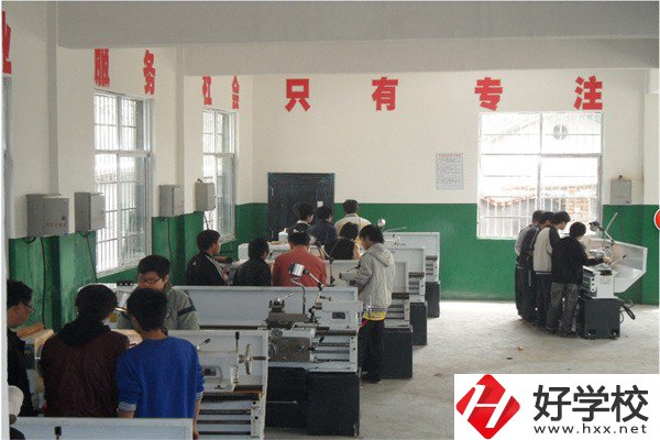 懷化的公辦職高有哪些？可以免學(xué)費(fèi)嗎？
