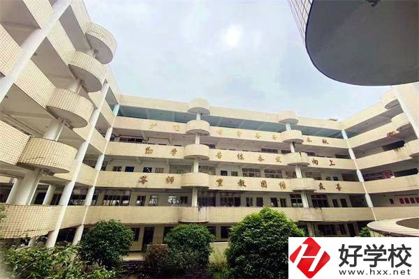 成績差讀長沙哪些職校比較好？怎么在校提升自己？