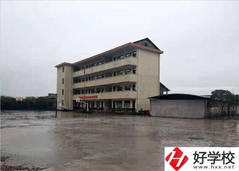 張家界僑輝技術(shù)學(xué)校教學(xué)模式怎么樣？入學(xué)須知有哪些？