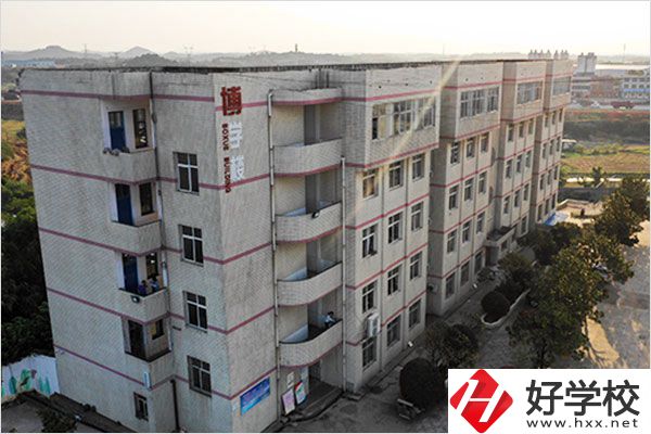 湘潭縣職業(yè)技術學校教學樓