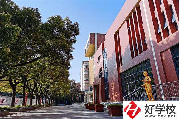 湖南建筑高級技工學(xué)校是公辦嗎？辦學(xué)怎么樣？