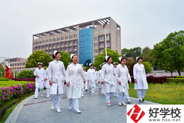 衡陽辦學(xué)規(guī)模排前三的中專是哪幾所？有什么辦學(xué)特色？