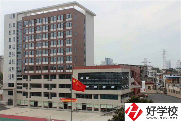 在湘潭，有哪些技校是公辦的？