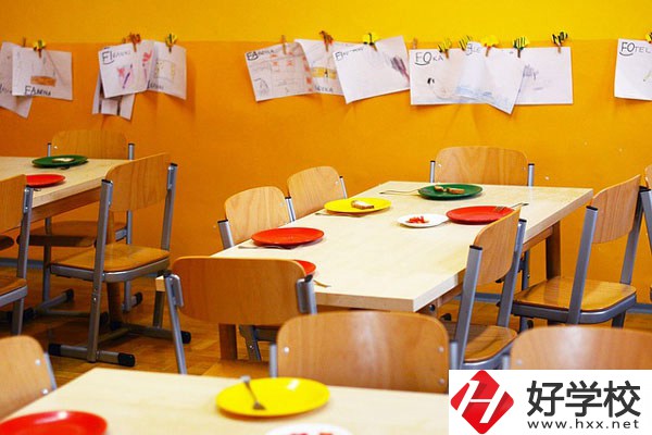 想在郴州讀中專，選擇什么專業(yè)比較好？