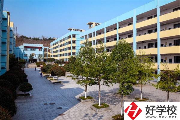 成績比較好在長沙推薦去哪些中職？學什么專業(yè)？