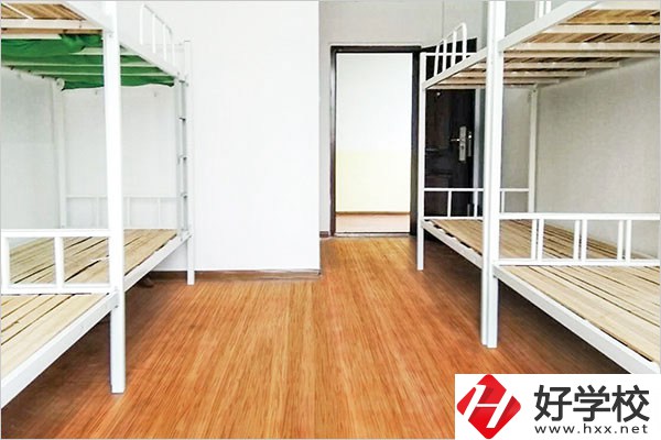 邵陽市創(chuàng)新職業(yè)技術學校宿舍