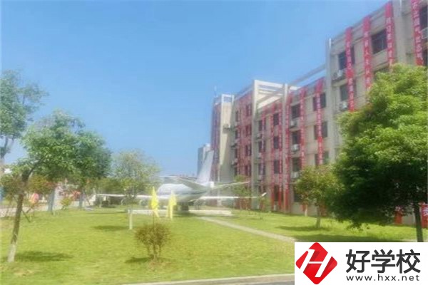 長沙經貿職業(yè)中專有哪些招生專業(yè)？有哪些辦學優(yōu)勢？
