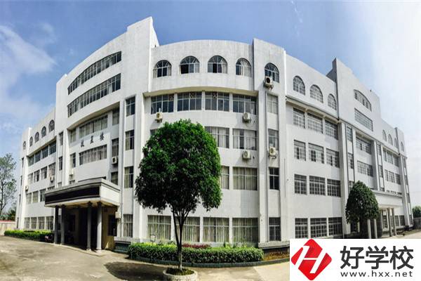 婁底市最好的公辦中專是哪所？有什么辦學(xué)特色？