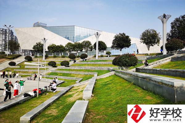 寧鄉(xiāng)有哪些民辦的中職學(xué)校？
