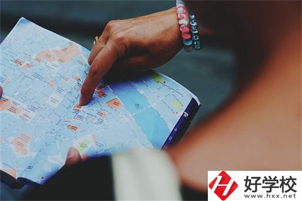 岳陽中職學校哪些專業(yè)好？有什么學校推薦？