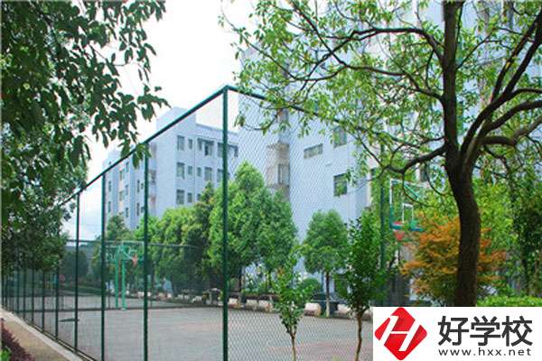 郴州市哪所職高好？哪個(gè)專業(yè)比較熱門(mén)？