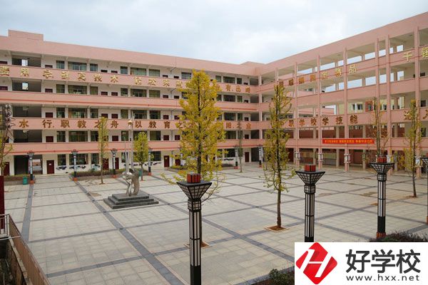 祁陽縣職業(yè)中等專業(yè)學(xué)校好不好？宿舍好不好？