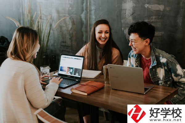 湖南省祁陽師范學(xué)校好不好？宿舍壞境怎么樣？