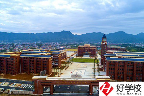 湖南省湘北職業(yè)中專學校位置在哪里？辦學條件怎么樣？