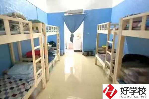 湖南省體育運動學校的辦學條件怎么樣？