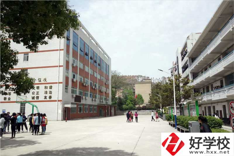邵陽(yáng)市女子職業(yè)學(xué)校值不值得報(bào)考？辦學(xué)特色是什么？