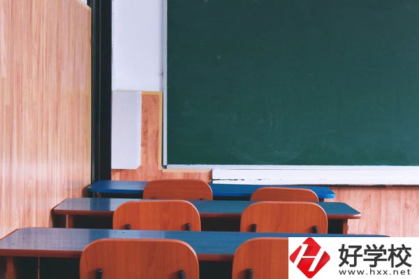 湖南省經(jīng)濟(jì)貿(mào)易職業(yè)中專學(xué)校汽車維修值得學(xué)嗎？