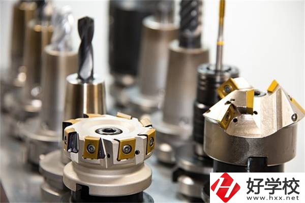 衡陽技校學(xué)什么專業(yè)比較好？