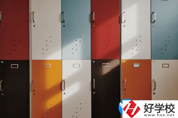 株洲最好的職業(yè)學(xué)校是哪個(gè)？宿舍怎么樣？