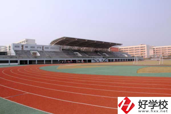 想學電子技術(shù)類專業(yè)，推薦長沙這所中職學校