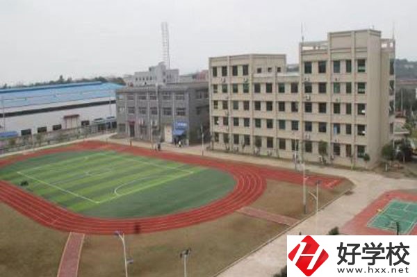 長沙經(jīng)貿(mào)職業(yè)中專學(xué)校專業(yè)情況如何，助學(xué)政策有哪些？