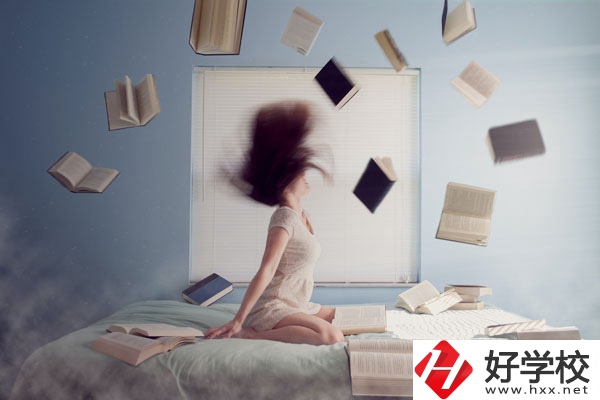 在永州什么學(xué)?？梢宰x學(xué)幼師專業(yè)？女生多嗎？